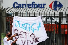Morte no Carrefour: supermercado tem de ser responsável por terceirizado |  Exame